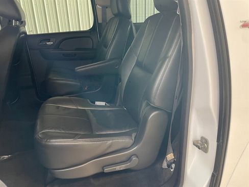 Used 2012 Chevrolet Suburban LT AWD/4WD image 19