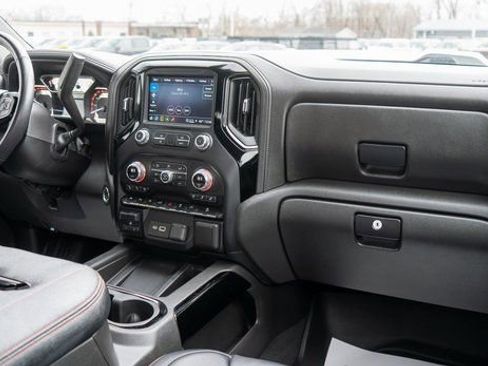 Used 2022 GMC Sierra 1500 SLT w/ SLT Premium Plus Package AWD/4WD image 21