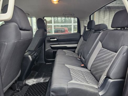 Used 2018 Toyota Tundra SR5 image 20
