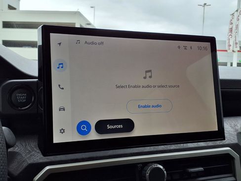 Used 2024 Toyota Tacoma Limited w/ Limited Package (LT) image 17