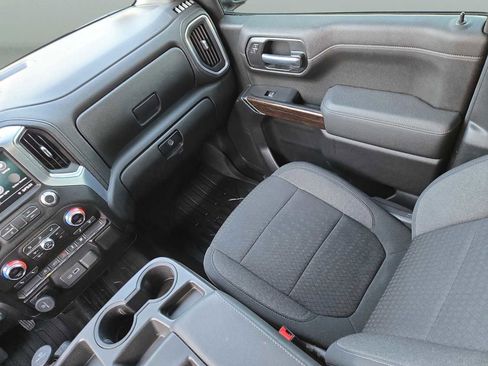 Used 2021 GMC Sierra 1500 SLE image 13
