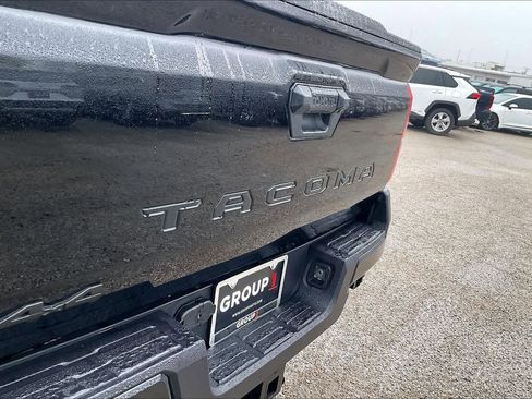 Used 2025 Toyota Tacoma SR5 image 30