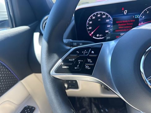 Used 2025 Mercedes-Benz GLA 250 image 15