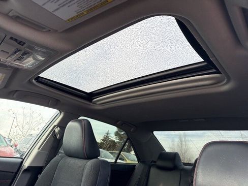 Used 2015 Toyota Camry XLE image 29