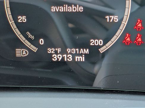 Certified 2025 Porsche Panamera image 32