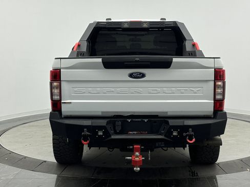 Used 2022 Ford F250 XLT image 6