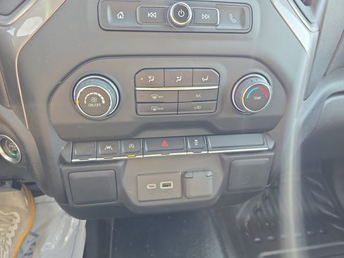 Used 2022 Chevrolet Silverado 1500 W/T w/ WT Value Package AWD/4WD image 22