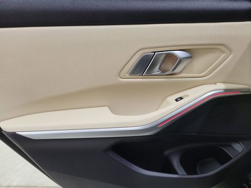 Used 2020 BMW 330i Sedan w/ Convenience Package image 13