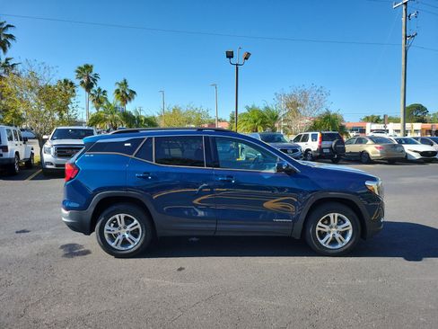 Used 2019 GMC Terrain SLE w/ Driver Convenience Package AWD/4WD image 5