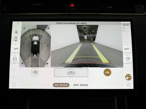 New 2024 Land Rover Range Rover Evoque Dynamic SE image 15