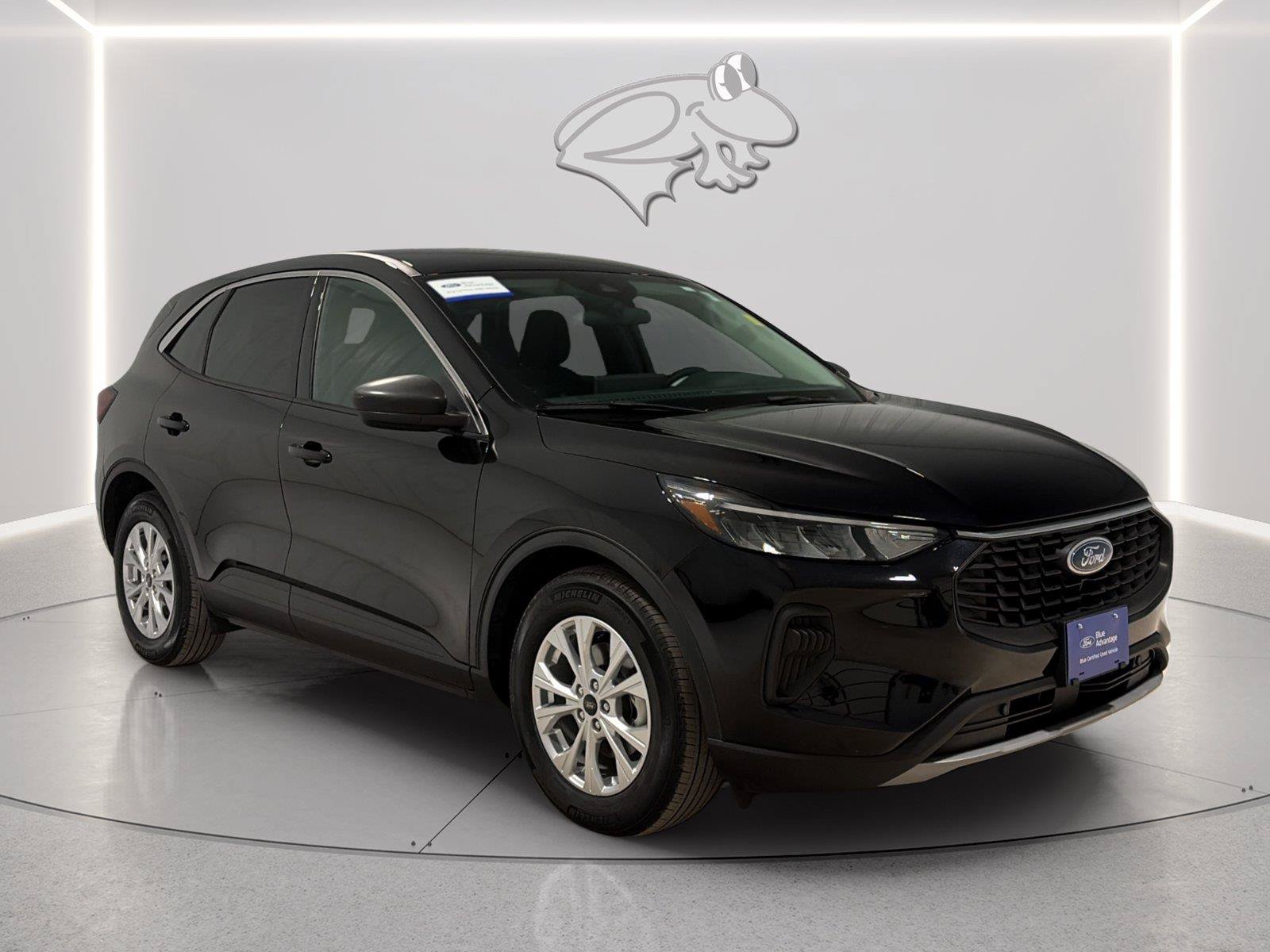 Used 2023 Ford Escape Active w/ Tech Pack #1 FWD image 7