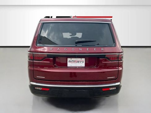 Used 2022 Jeep Wagoneer Series II AWD/4WD image 6