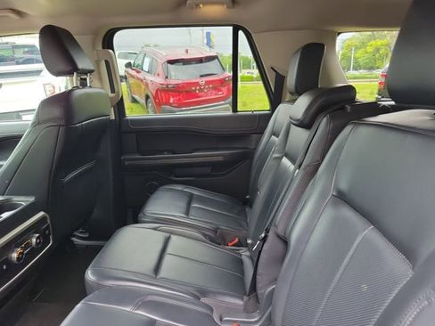 Used 2024 Ford Expedition Max XLT AWD/4WD image 30