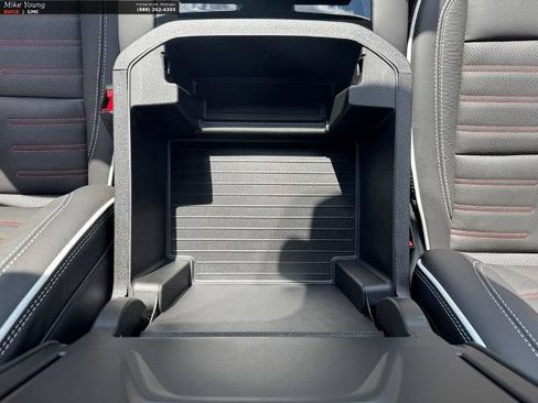 New 2026 GMC Yukon XL AT4 Ultimate AWD/4WD image 20