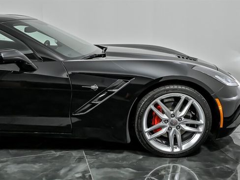 Used 2016 Chevrolet Corvette Stingray Coupe w/ 2LT Preferred Equipment Group RWD image 12