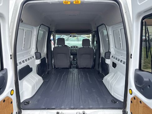 Used 2011 Ford Transit Connect XLT FWD image 17