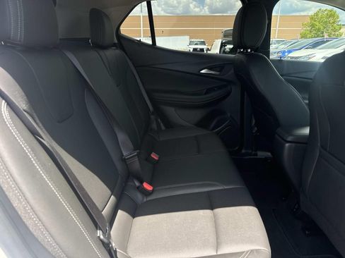 Used 2024 Buick Encore GX Sport Touring FWD image 10