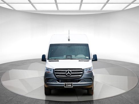 New 2025 Mercedes-Benz Sprinter 2500 image 6
