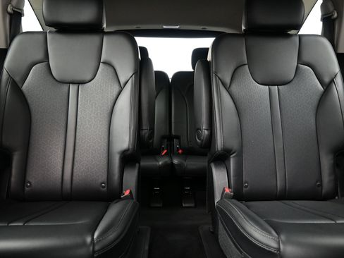 Used 2023 Kia Sorento SX image 17