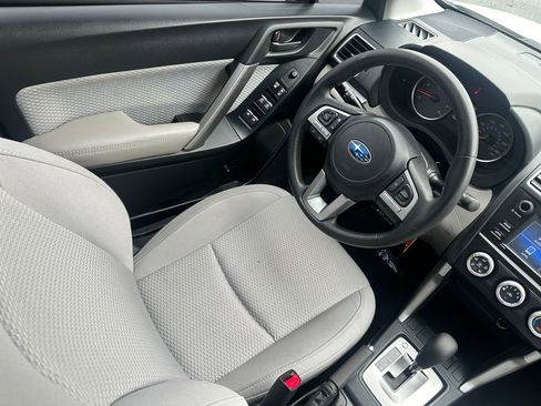 Used 2018 Subaru Forester 2.5i w/ Alloy Wheel Package image 28