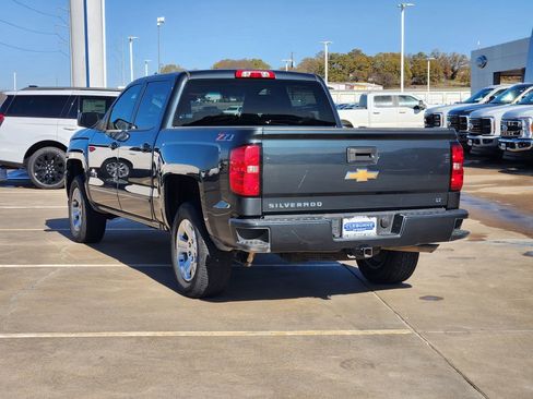 Used 2018 Chevrolet Silverado 1500 LT w/ Texas Edition image 5