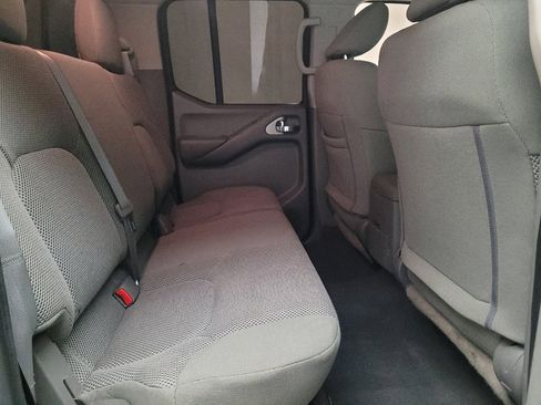 Used 2021 Nissan Frontier SV RWD image 19