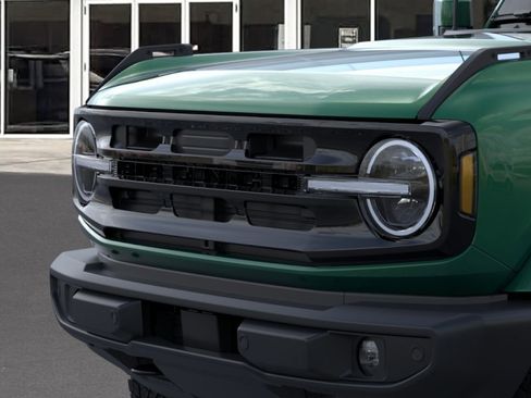 New 2025 Ford Bronco Outer Banks AWD/4WD image 32