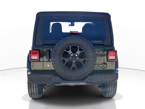 Used 2022 Jeep Wrangler Unlimited Sport AWD/4WD image 5