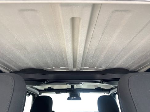 Used 2023 Jeep Wrangler Willys image 68