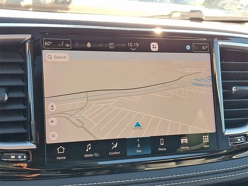 Used 2023 Chrysler Pacifica Limited image 18