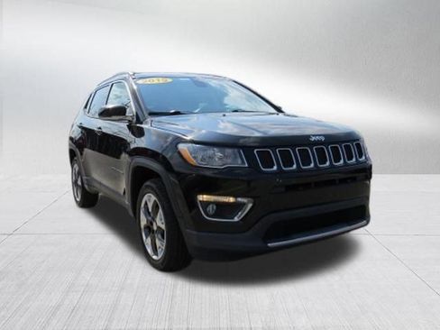 Used 2019 Jeep Compass Limited AWD/4WD image 9