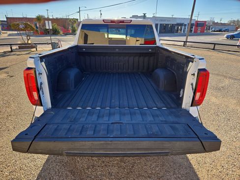 Used 2023 GMC Sierra 1500 AT4 w/ Technology Package image 12