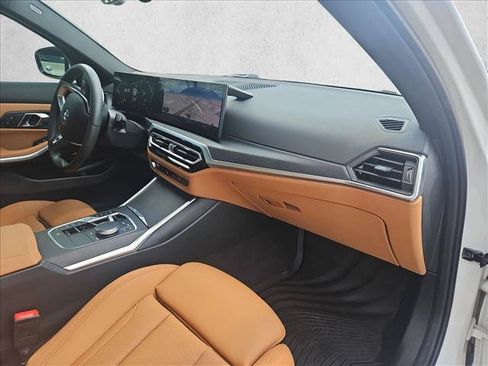 Used 2024 BMW 330i Sedan w/ Convenience Package RWD image 18