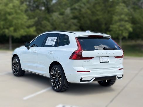New 2026 Volvo XC60 T8 Ultra w/ Protection Package Premier AWD/4WD image 5