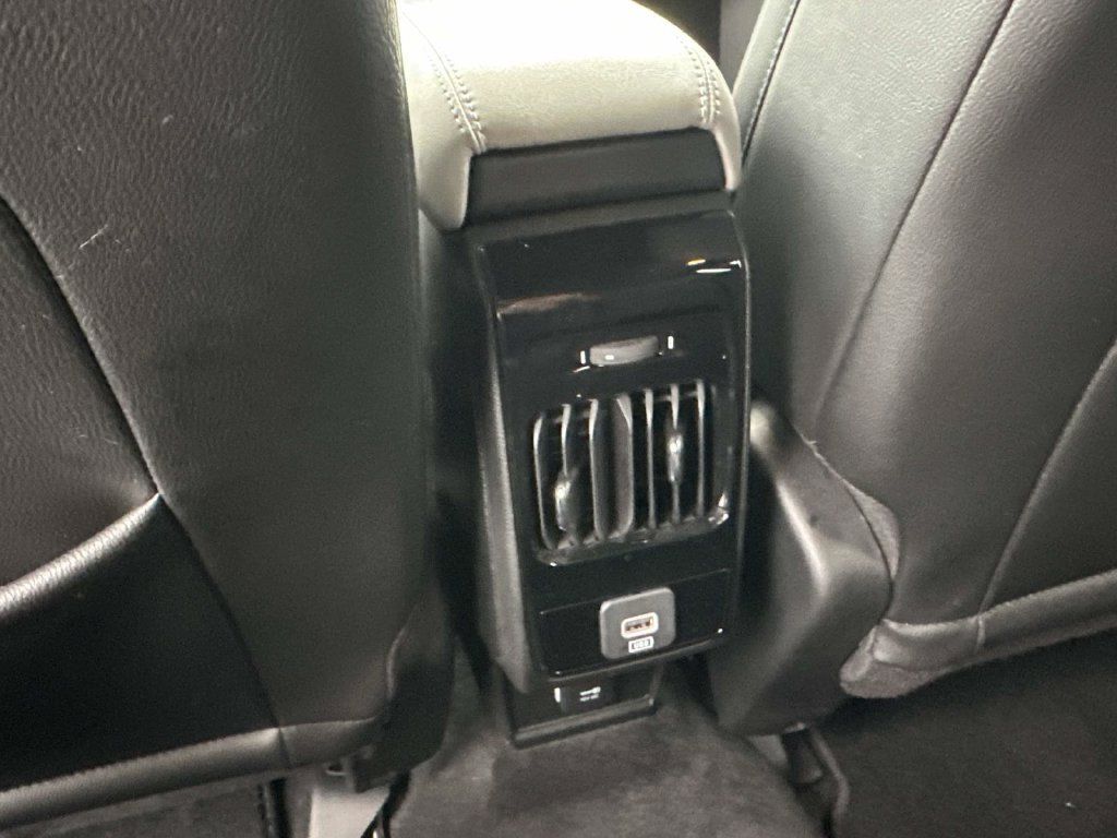 Used 2024 Jeep Compass Limited AWD/4WD image 13