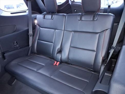 Certified 2022 Ford Explorer ST-Line w/ Class IV Trailer Tow Package image 15