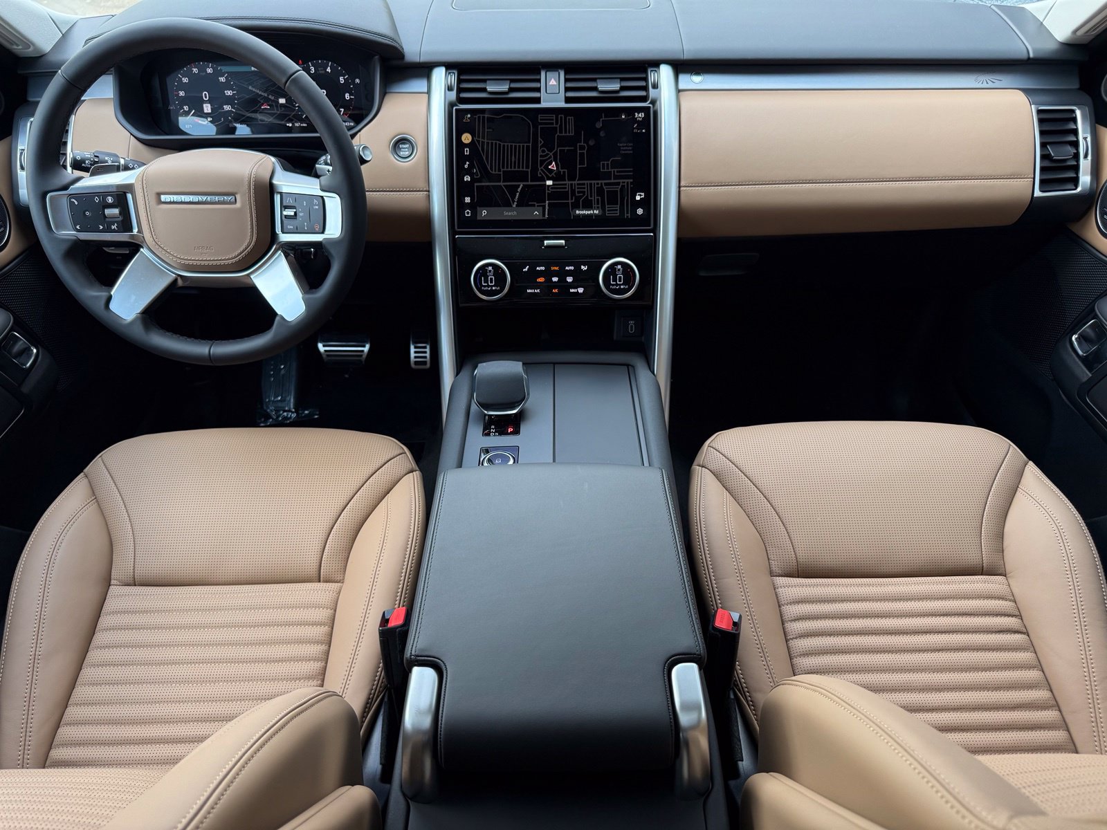 New 2026 Land Rover Discovery Limited Edition AWD/4WD image 24