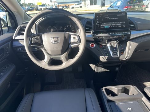 Used 2026 Honda Odyssey EX-L image 15
