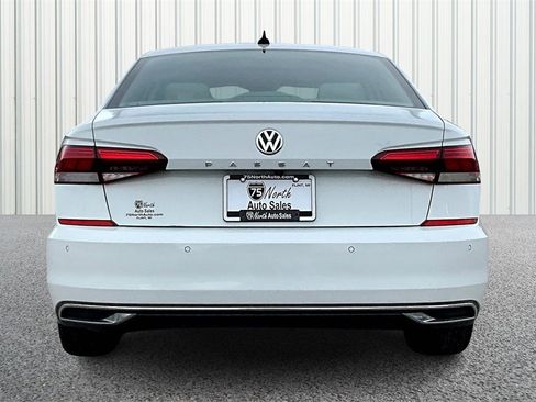 Used 2020 Volkswagen Passat 2.0T SEL image 5