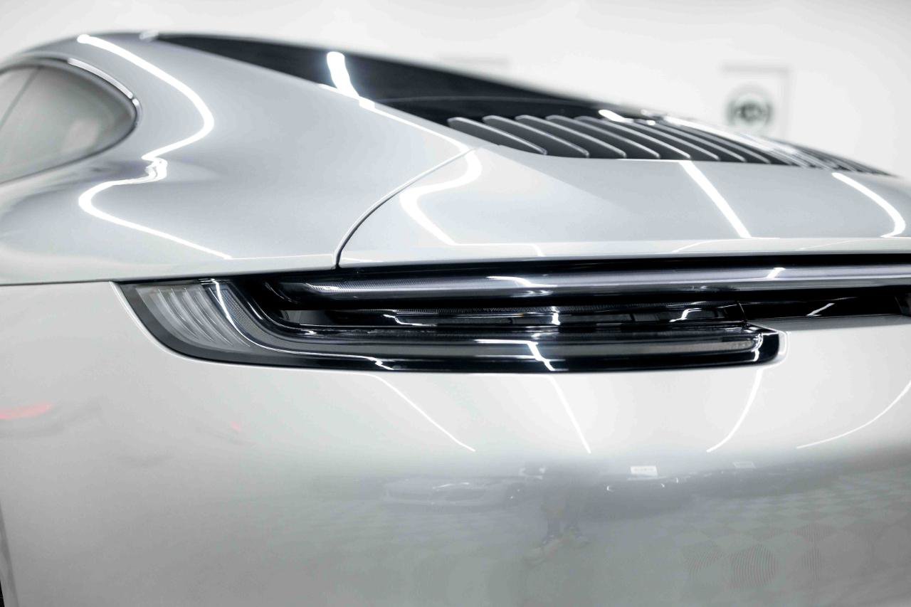 Used 2023 Porsche 911 Carrera T RWD image 29