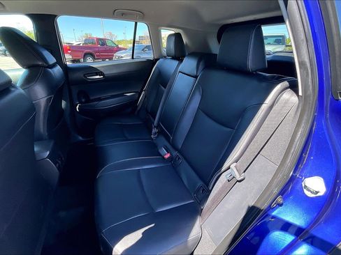 Used 2024 Toyota Corolla Cross XLE image 24