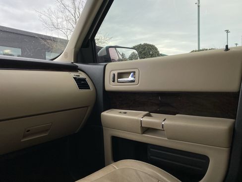 Used 2018 Ford Flex Limited w/ Equipment Group 301A image 23