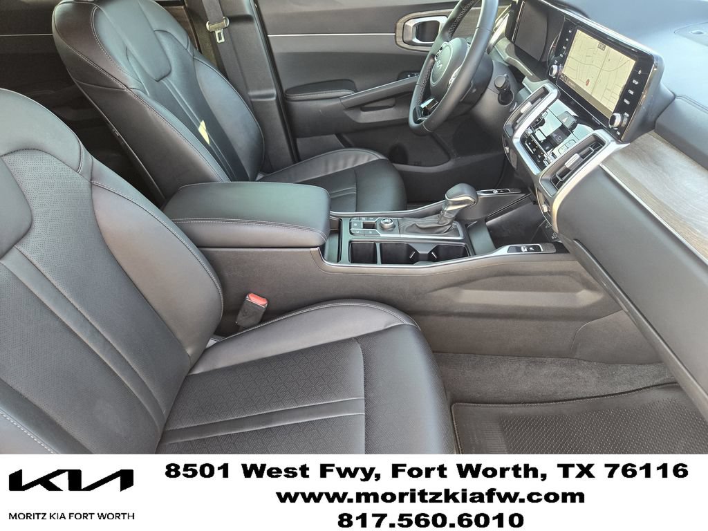 Used 2022 Kia Sorento EX FWD image 12