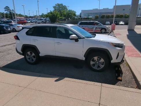 Used 2024 Toyota RAV4 XLE w/ Convenience Package AWD/4WD image 12