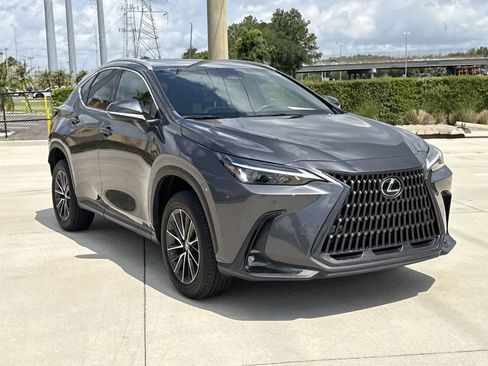 Used 2022 Lexus NX 250 FWD image 12