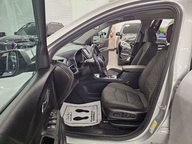 Used 2021 Chevrolet Equinox LT w/ Driver Convenience Package AWD/4WD image 30