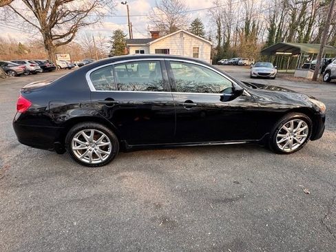 Used 2013 INFINITI G37 x w/ Premium Pkg image 6