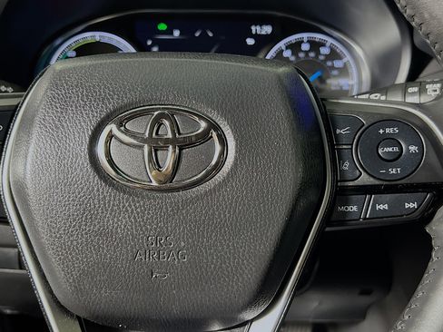 Used 2023 Toyota Venza Nightshade AWD/4WD image 20