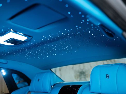 Used 2025 Rolls-Royce Phantom Sedan image 8