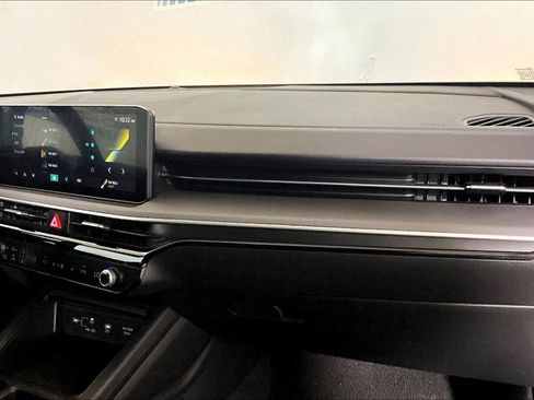 Used 2025 Kia K5 LXS FWD image 12